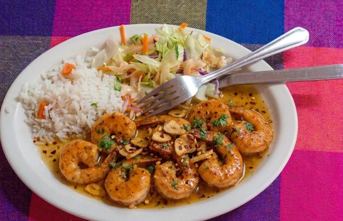 Camarones al Ajillo